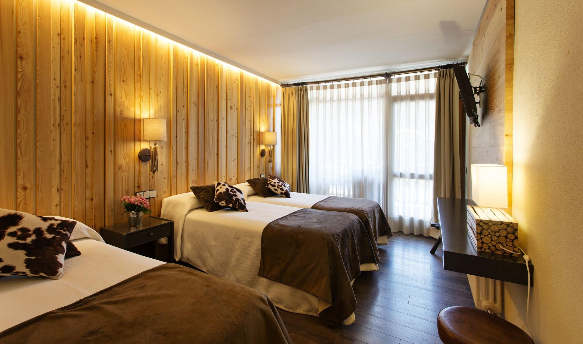 Hotel La Coma Setcases Ngoại thất bức ảnh