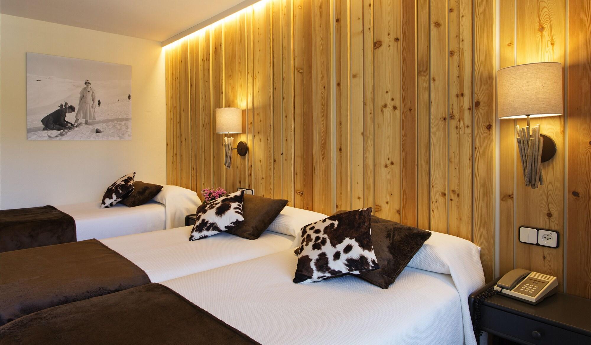 Hotel La Coma Setcases Ngoại thất bức ảnh