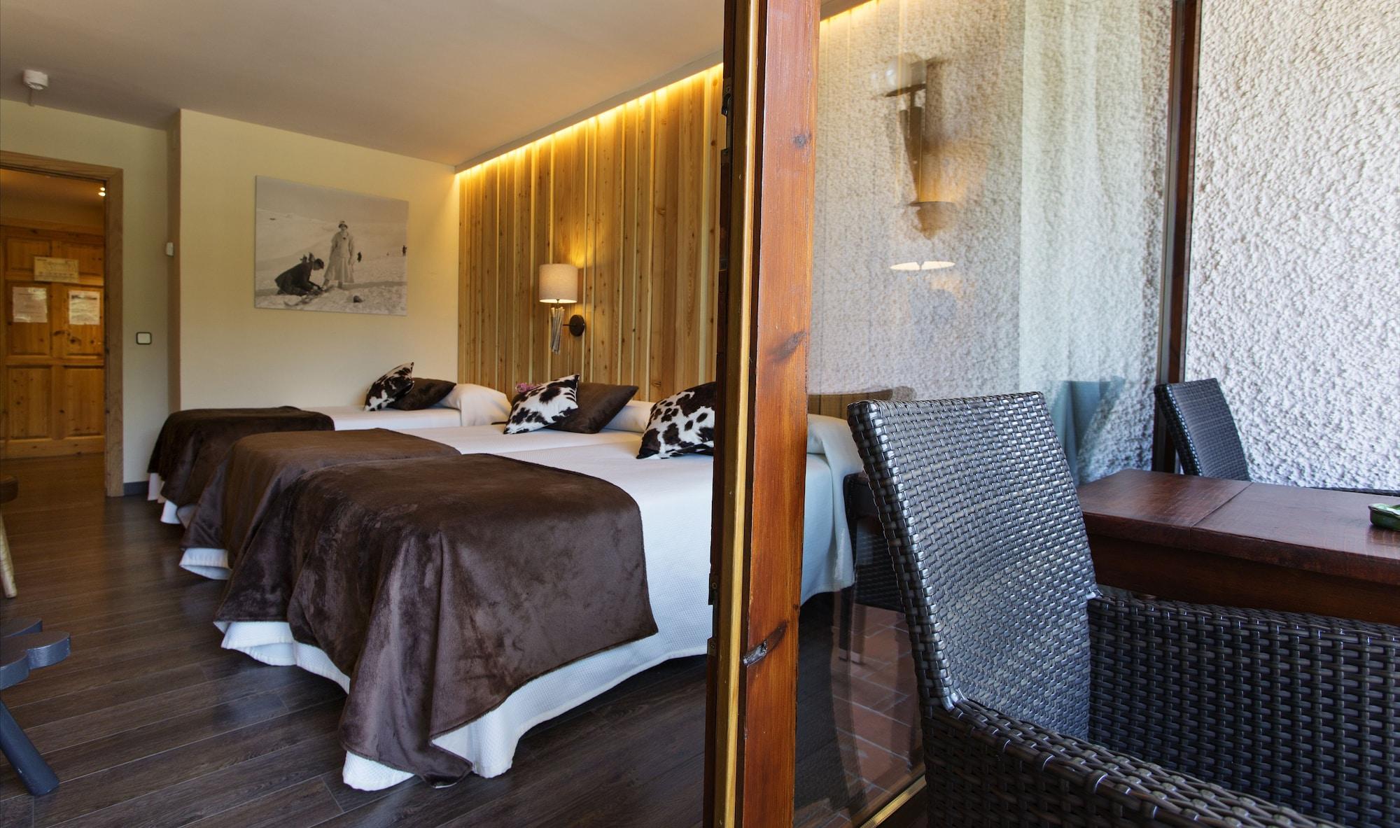 Hotel La Coma Setcases Ngoại thất bức ảnh
