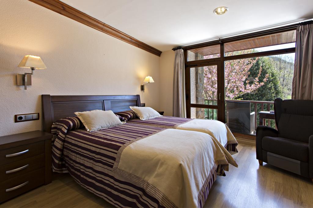 Hotel La Coma Setcases Ngoại thất bức ảnh