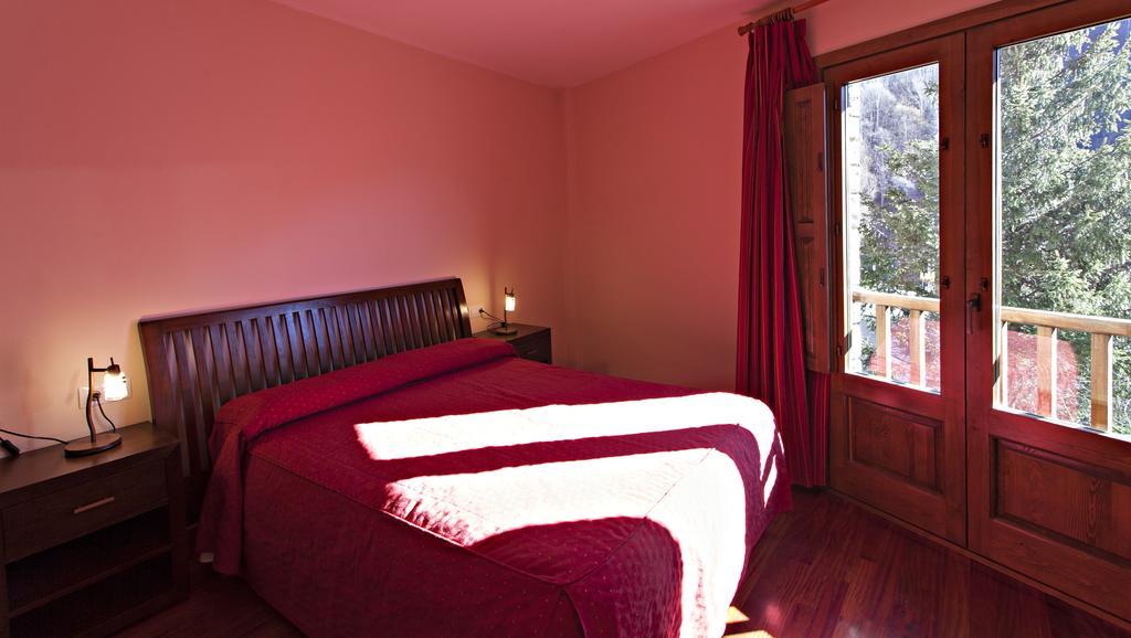Hotel La Coma Setcases Phòng bức ảnh